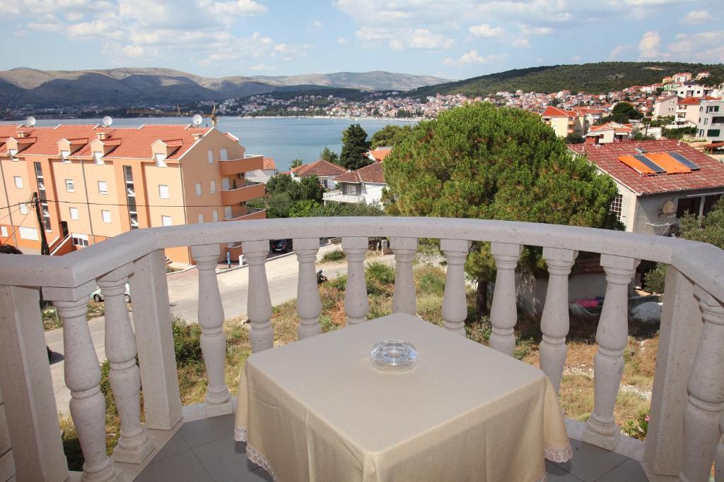 Villa Adriatic Трогир Номер фото